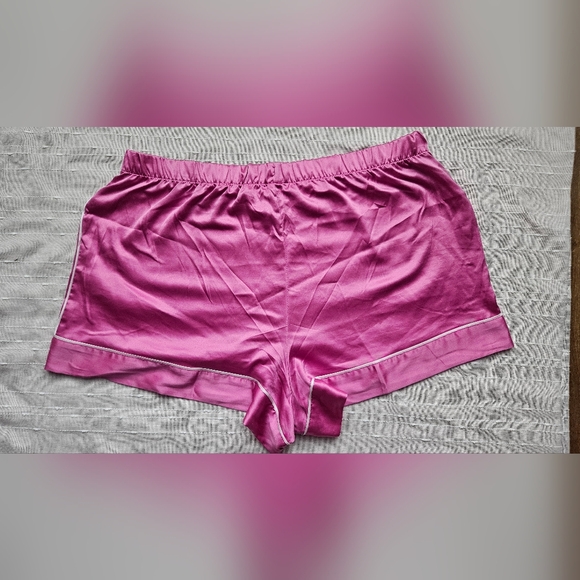 Victoria's Secret Glazed Satin Pink Short Sleeve Pajama Set XL 100% Polyester - Picture 3 of 14